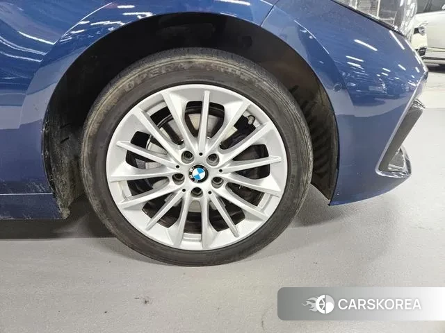 BMW 1 Series (F40) id 3463941 из Кореи 13