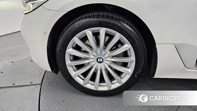 BMW 6 Series GT (G32) id 3787398 из Кореи 15