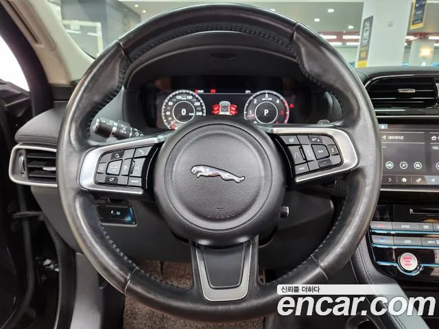 Jaguar F-PACE id 2759742 из Кореи 15