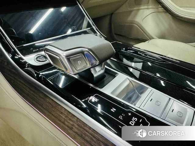 Audi A8 id 4273612 из Китая 28