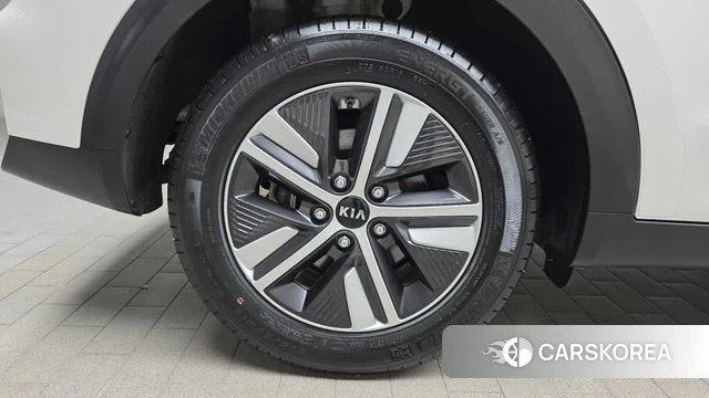 Kia The New Niro id 4458845 из Кореи 28
