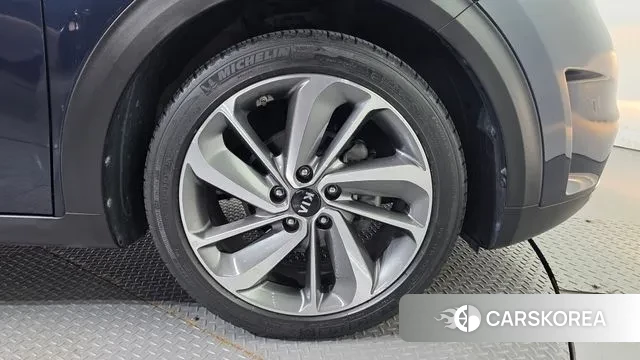 Kia Niro id 3313612 из Кореи 15