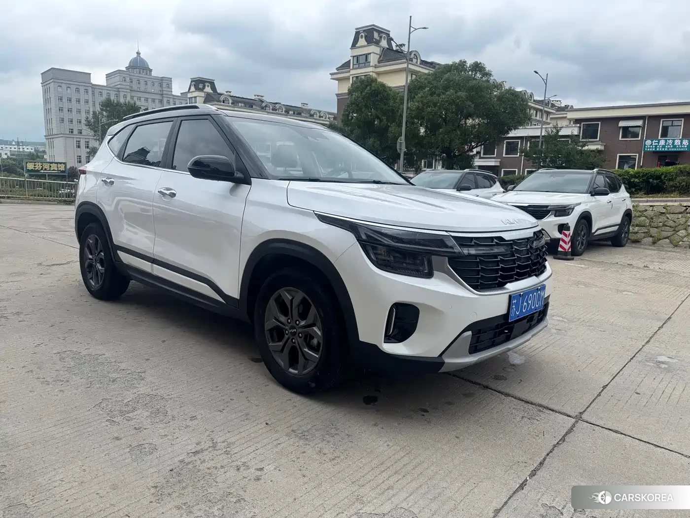 Kia Seltos 2023 Белый из Китая, фото 6