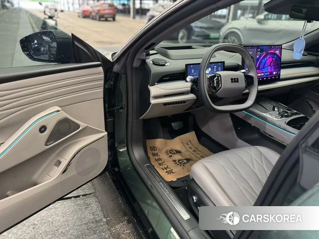 Geely Galaxy Galaxy Sparkle 8 PHEV id 4234781 из Китая 9