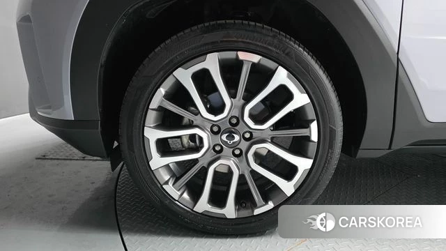 Ssangyong Torres id 4194618 из Кореи 27