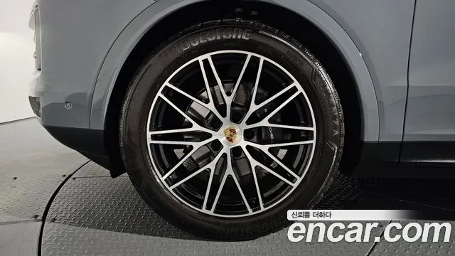 Porsche Cayenne (PO536) id 2805479 из Кореи 15