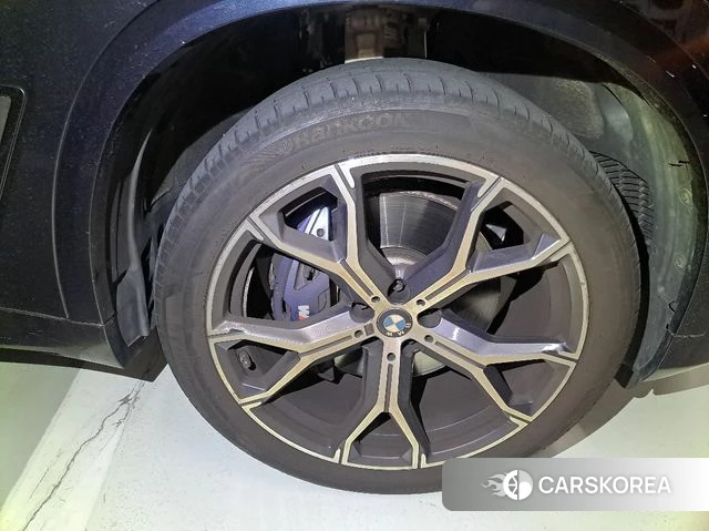 BMW X5 (G05) id 4834973 из Кореи 15