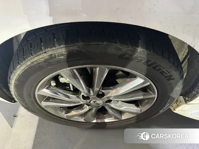 Kia The New Carnival id 2981716 из Кореи 11