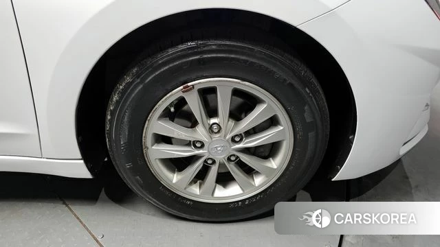 Hyundai The New Avante AD id 4284923 из Кореи 15