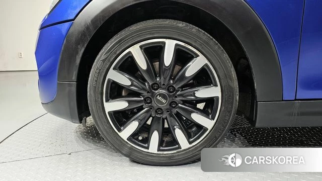 Mini Cooper S Convertible id 3861422 из Кореи 15