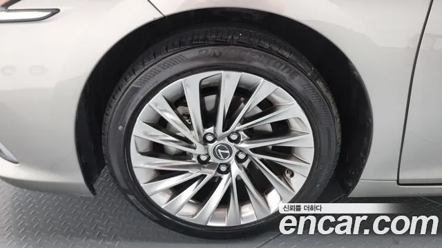 Lexus ES300h 7th generation id 2686732 из Кореи 15