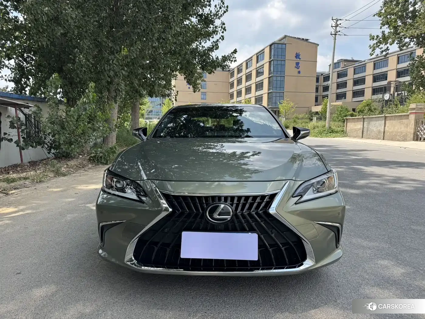 Lexus ES id 4576611 из Китая 8