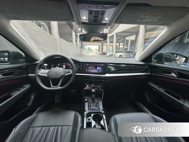 Volkswagen Passat 2022 Черный из Китая, фото 5