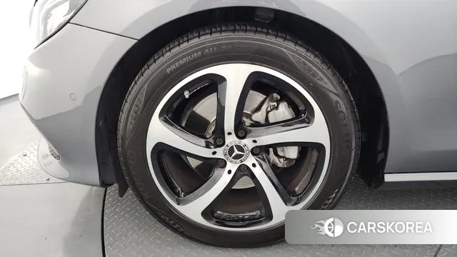 Mercedes-Benz E-Class W213 id 3514616 из Кореи 15