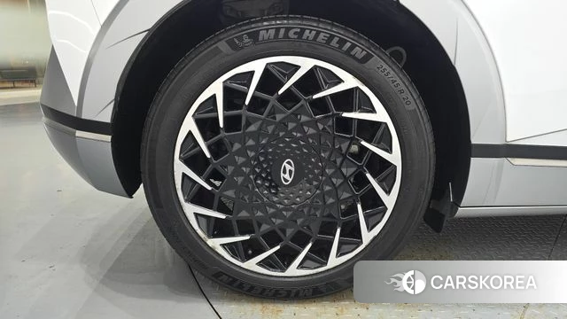 Hyundai Ionic 5 id 4202673 из Кореи 29