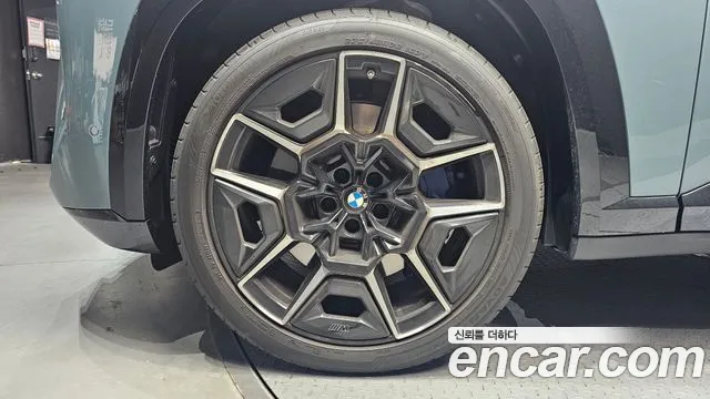 BMW XM (G09) id 2735780 из Кореи 15