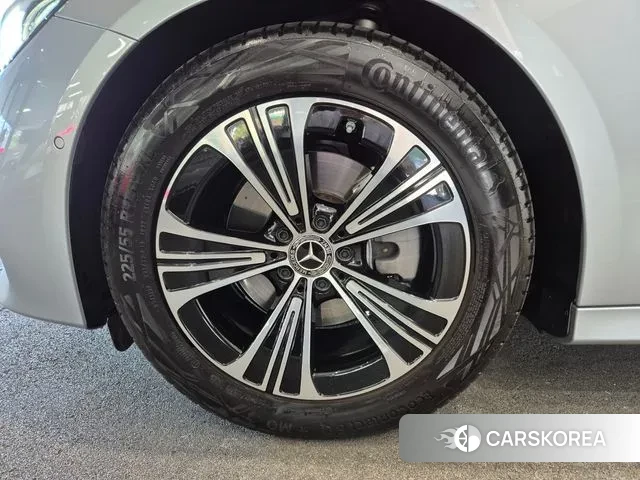 Mercedes-Benz E-Class W214 id 3141937 из Кореи 15