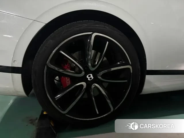 Bentley Continental GT 3rd Generation id 3713784 из Кореи 7