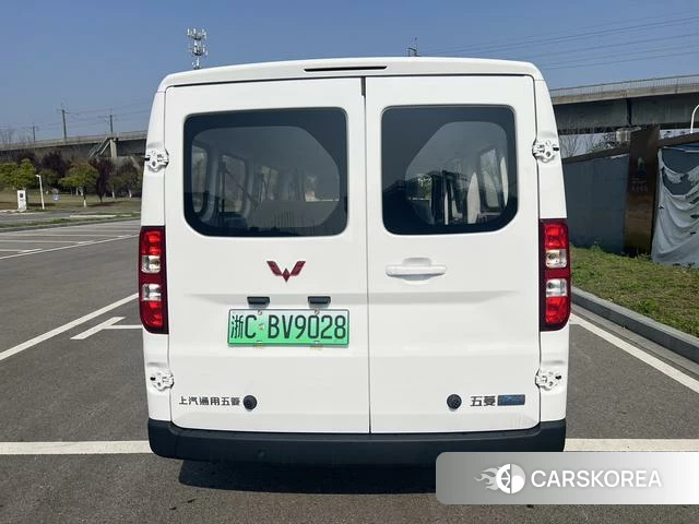 Wuling Automobile Wuling Yangguang id 3920361 из Китая 10