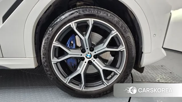 BMW X6 (G06) id 3701555 из Кореи 15