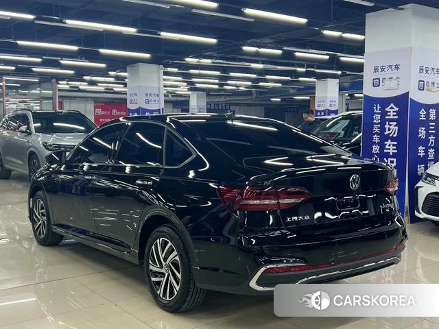 Volkswagen Lavida 2022 Черный из Китая, фото 5