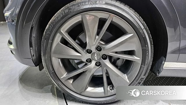 Genesis GV70 id 3819325 из Кореи 15