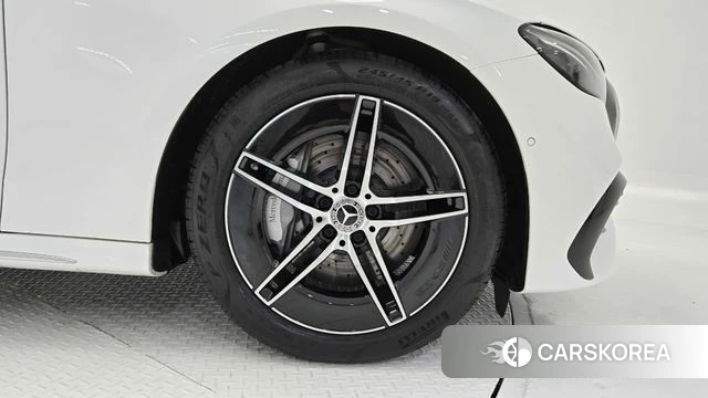 Mercedes-Benz E-Class W214 id 4862597 из Кореи 14
