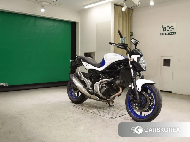 Suzuki GLADIUS 400 2015 из Японии, фото 3