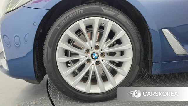 BMW 5 Series (G30) id 4899778 из Кореи 27