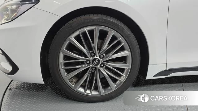 Hyundai Grandeur IG id 3861219 из Кореи 15