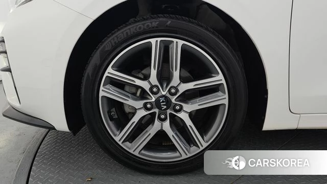 Kia Come New K3 id 4384930 из Кореи 26