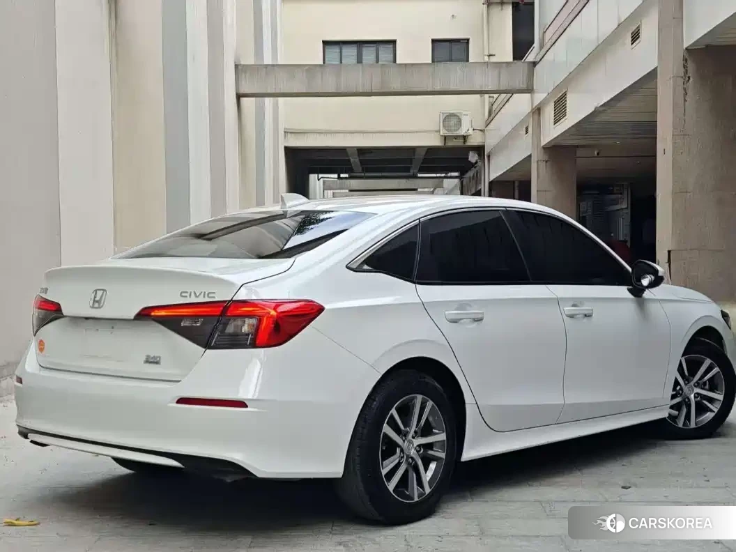 Honda Civic 2023 Белый из Китая, фото 5