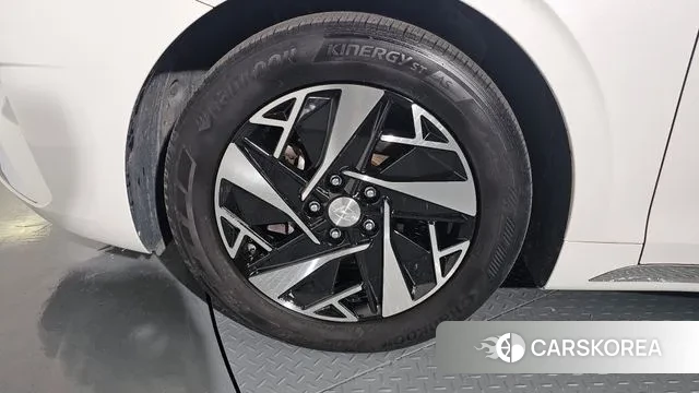 Hyundai The New Grandeur IG Hybrid id 3318031 из Кореи 15