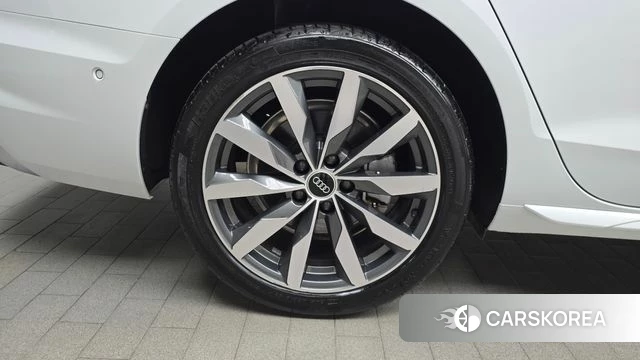 Audi A4 (B9) id 3922521 из Кореи 15