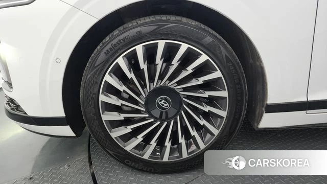 Hyundai Grandeur (GN7) id 3953513 из Кореи 15