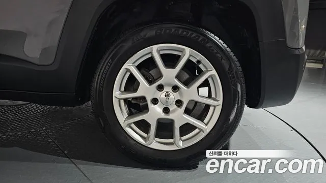 Jeep Renegade id 2650250 из Кореи 15