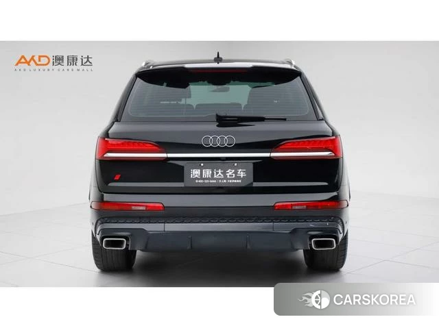 Audi Q7 2025 Черный из Китая, фото 5
