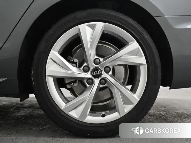 Audi A4 (B9) id 3752373 из Кореи 15