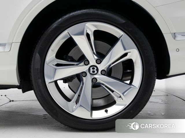 Bentley Bentayga id 3823703 из Кореи 15