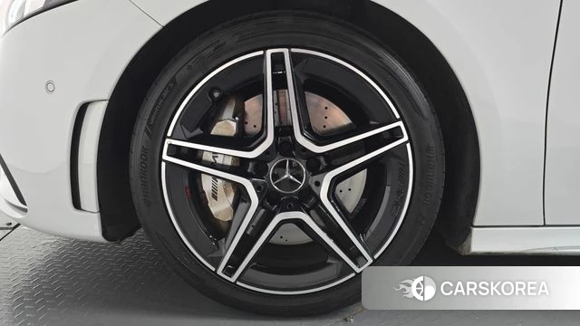 Mercedes-Benz A-Class W177 id 4542036 из Кореи 27