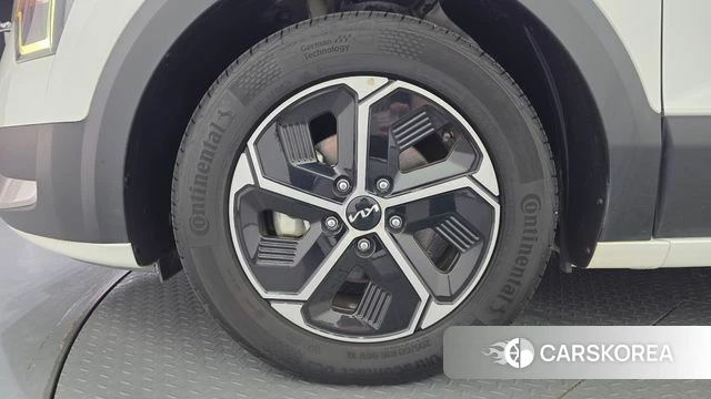 Kia Di Ol Nu Niro id 4881174 из Кореи 25