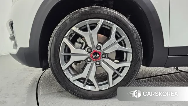 Kia Seltos id 3598612 из Кореи 15