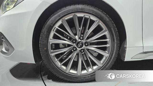 Hyundai Grandeur IG id 4430581 из Кореи 28