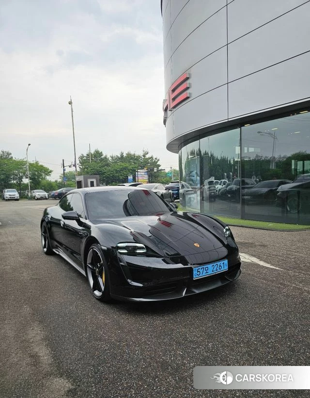 Porsche Taycan id 4282851 из Кореи 15