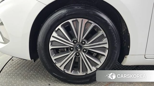 Kia K7 Premier Hybrid id 4371403 из Кореи 15
