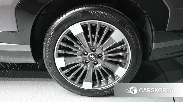 Hyundai Santa Fe (MX5) id 4612664 из Кореи 27