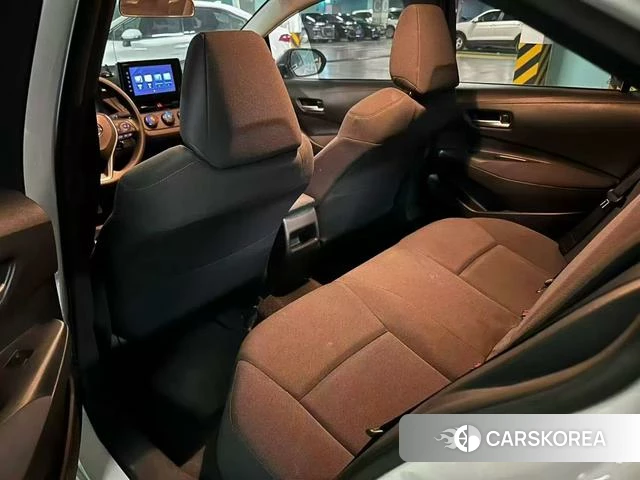 Toyota Corolla 2023 Белый из Китая, фото 5