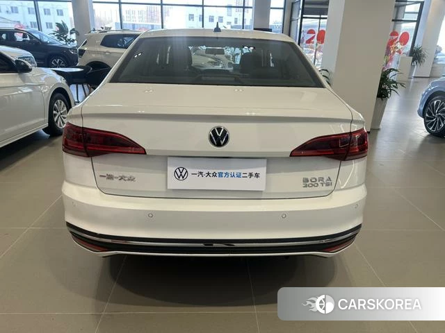 Volkswagen Bora id 4256823 из Китая 7