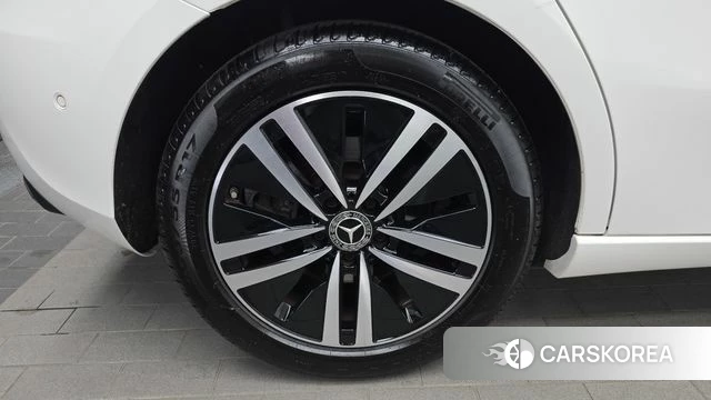 Mercedes-Benz A-Class W177 id 4476526 из Кореи 25