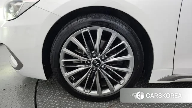 Hyundai Grandeur IG id 3050766 из Кореи 15